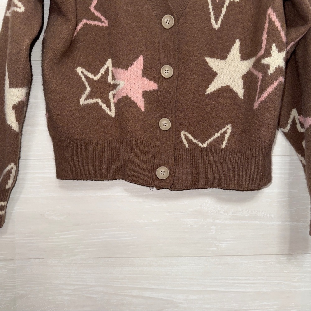 Celebrity Pink Women's Brown Star Print Button Front Cardigan Sweater size large - Picture 6 of 8